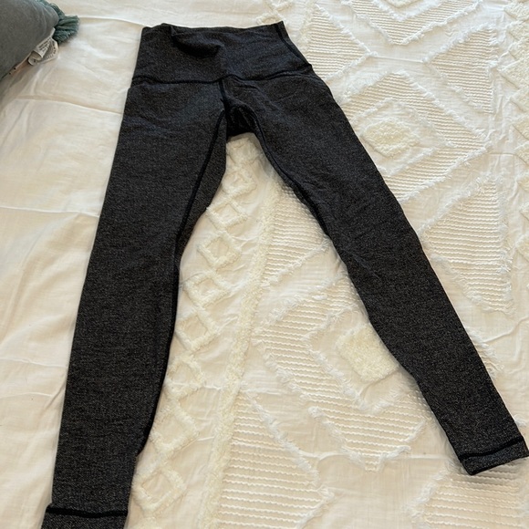 Lululemon High-Waisted Herringbone Leggings - Picture 1 of 3